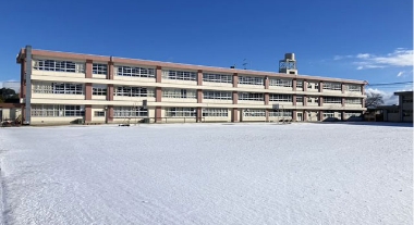 中部中学校